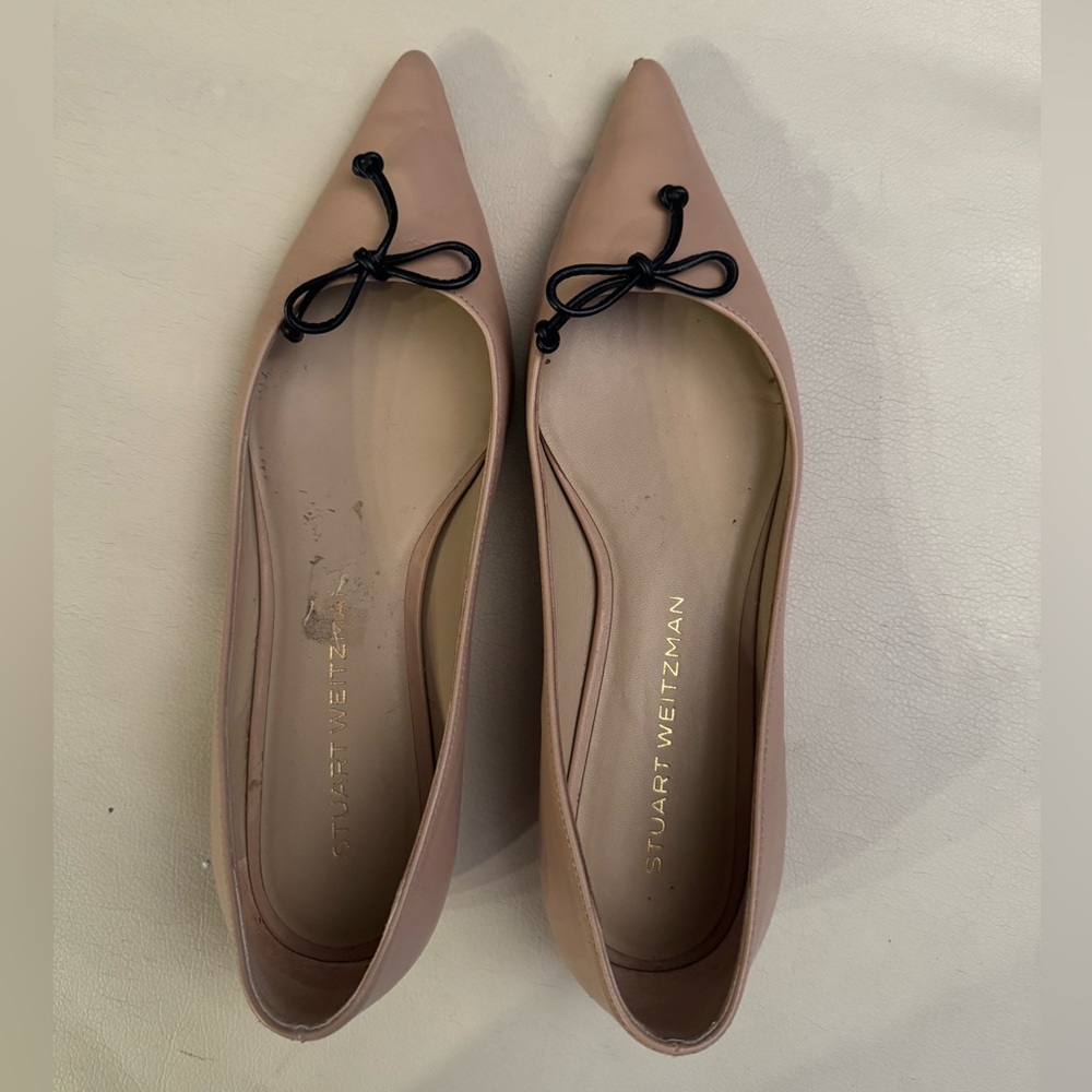 Stuart Weitzman Women's Nude Flats with Black Bow